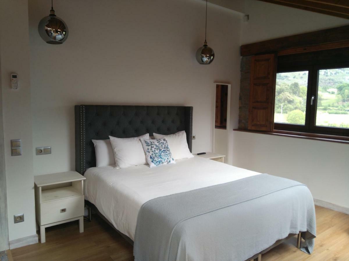 Posada La Corralada Pamanes Bagian luar foto