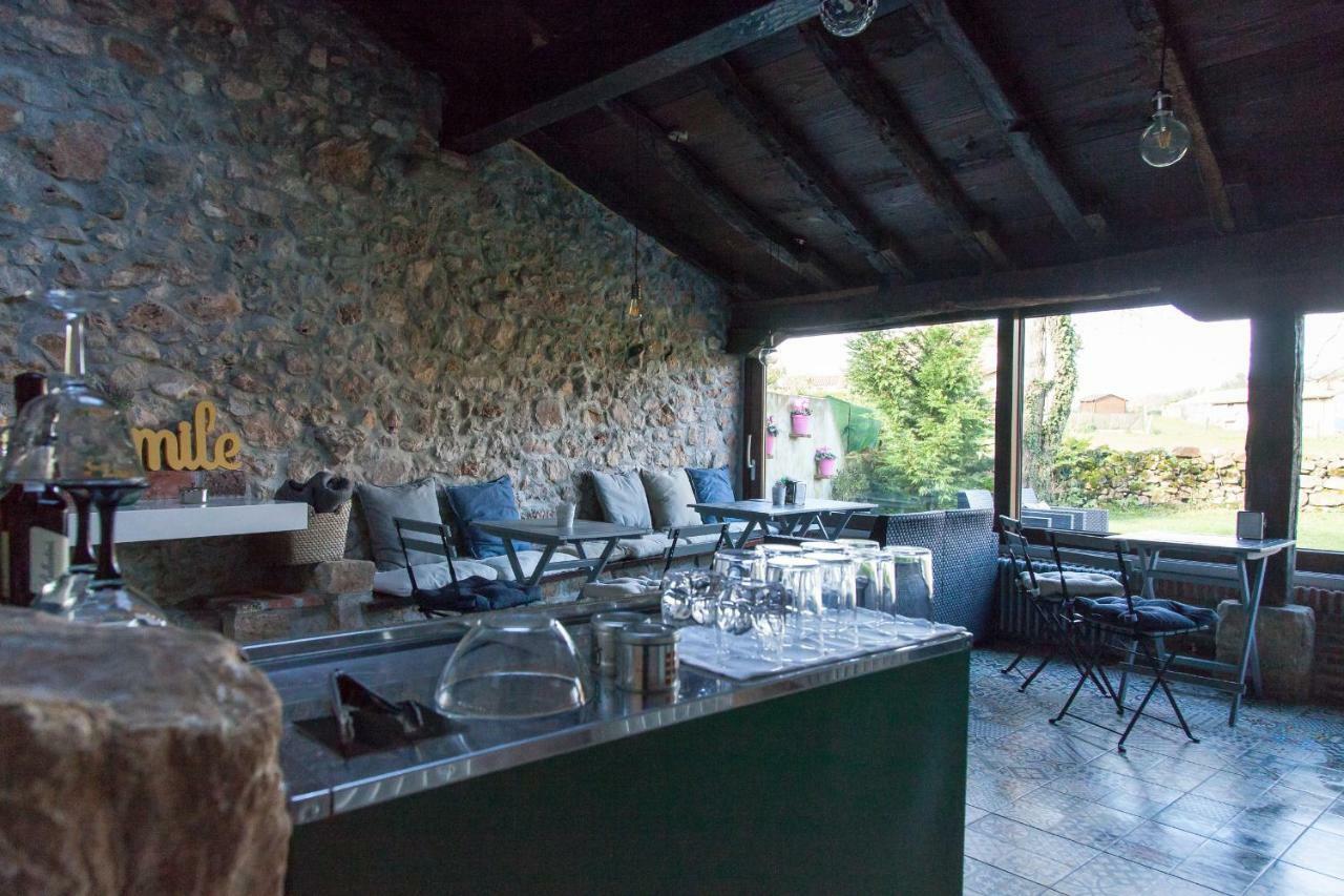 Posada La Corralada Pamanes Bagian luar foto